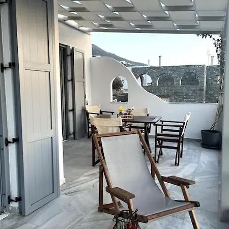 Minimal Blue With Sunset View In Ferienhaus