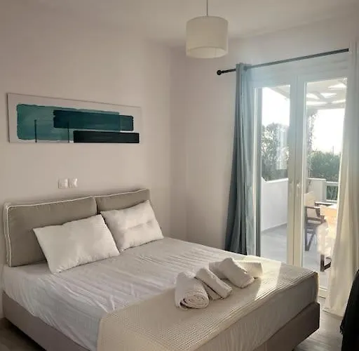 Minimal Blue With Sunset View In * Páros